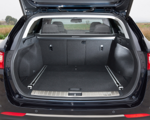 Kia Optima Sportswagon - Interior 17